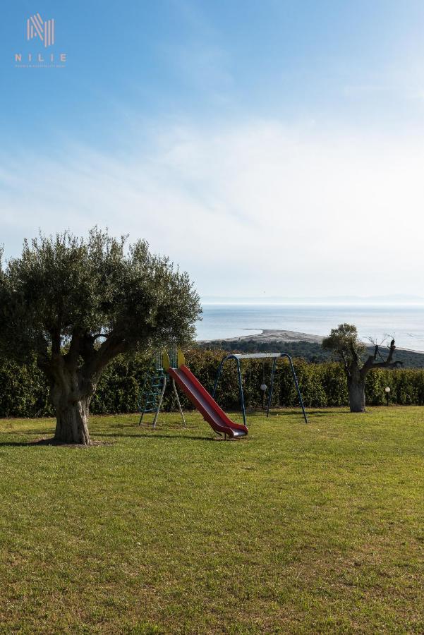 פוסידי Breathtaking Villa, Nilie Hospitality Mgmt מראה חיצוני תמונה